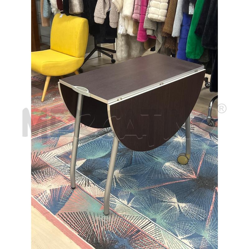 TAVOLO TONDO CALLIGARIS CON ROTELLE MOD OLIVIA | Mercatino dell'Usato Teramo 2