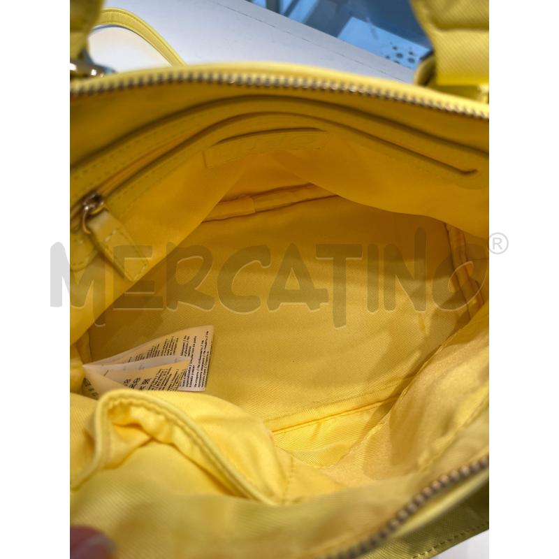 TRACOLLINA DONNA LIU JO GIALLA CON SCRITTA 2 MANICI PICCOLI | Mercatino dell'Usato Teramo 3