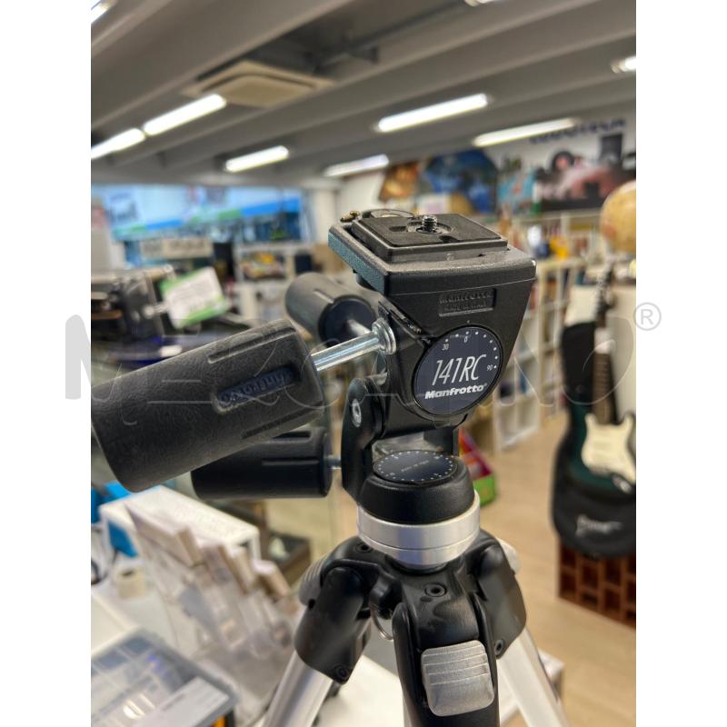 TREPPIEDI FOTOGRAFICO MANFROTTO 141 RC | Mercatino dell'Usato Teramo 2