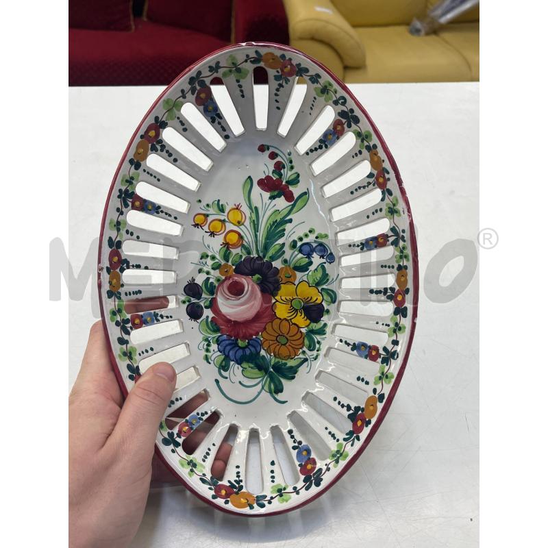 VASSOIO CENTROTAVOLA OVALE TRAFORATO CASTELLI FIORE | Mercatino dell'Usato Teramo 1
