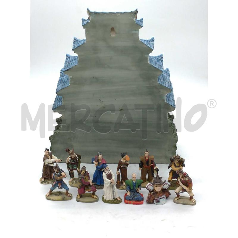 ACTION FIGURE SAMURAI IN MATERIALE SIMIL RESINA DIPINTO | Mercatino dell'Usato Moncalieri bengasi 5