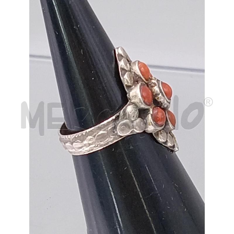 ANELLO DONNA ARGENTATO PIETRE ROSSE | Mercatino dell'Usato Moncalieri bengasi 3