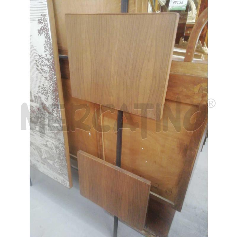 APPENDI ABITI INGRESSO MID CENTURY | Mercatino dell'Usato Moncalieri bengasi 4