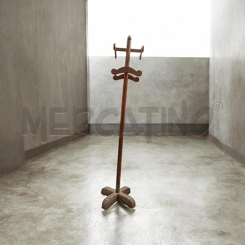 APPENDI ABITI PIANTANA LEGNO MASSELLO ROVERE MID CENTURY  | Mercatino dell'Usato Moncalieri bengasi 1