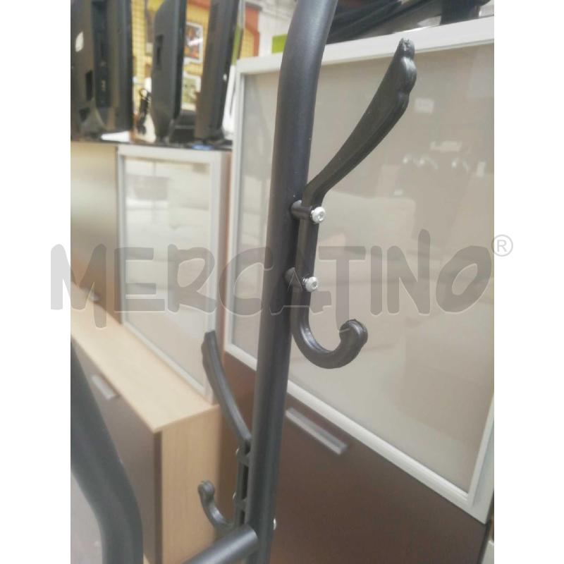 APPENDI ABITI STAND NERO | Mercatino dell'Usato Moncalieri bengasi 5