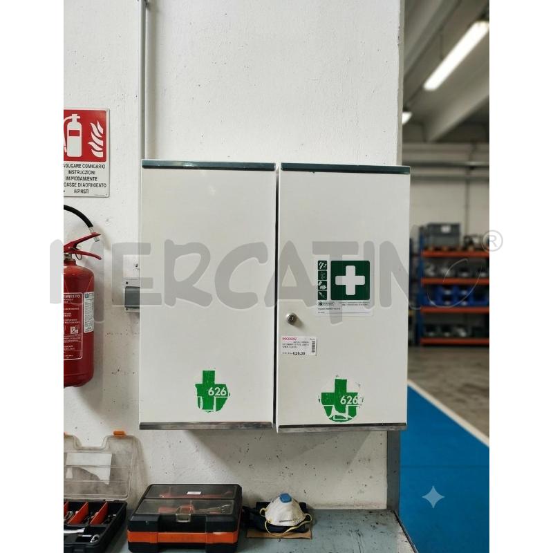 ARMADIETTO MEDICINALI CHIAVI GARAJ | Mercatino dell'Usato Moncalieri bengasi 1
