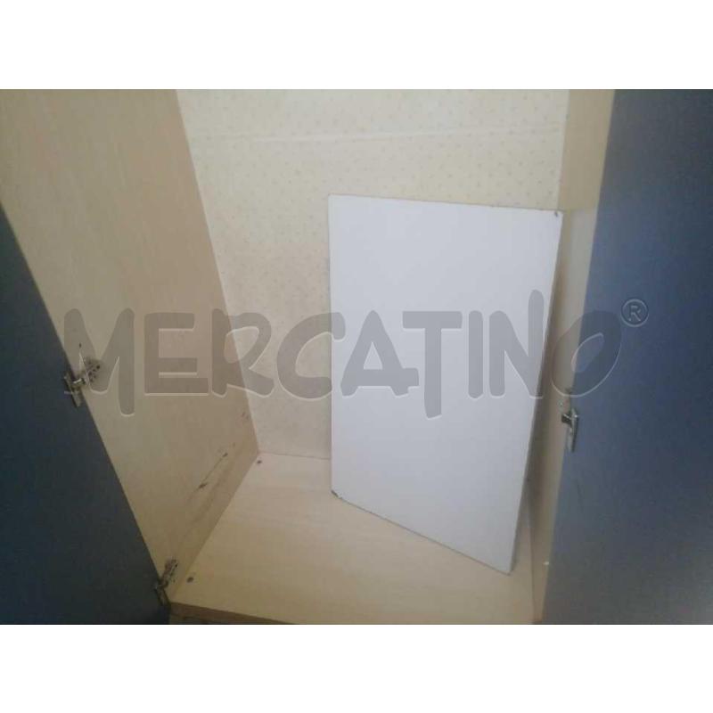 ARMADIO 2 ANTE BLU C/RIPIANO E APPENDIABITI | Mercatino dell'Usato Moncalieri bengasi 3