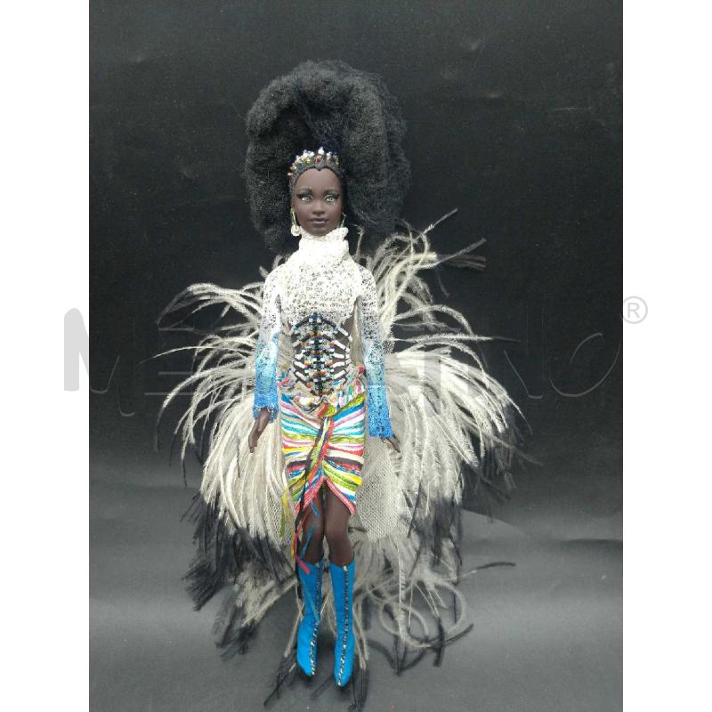 BARBIE AFRICAN QUEEN BY BYRON LARS | Mercatino dell'Usato Moncalieri bengasi 1