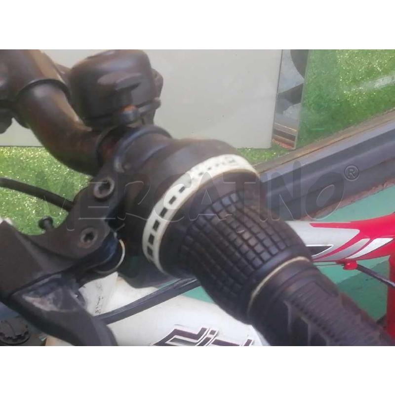 BICICLETTA RAGAZZO DISTRICT ROSSA | Mercatino dell'Usato Moncalieri bengasi 4