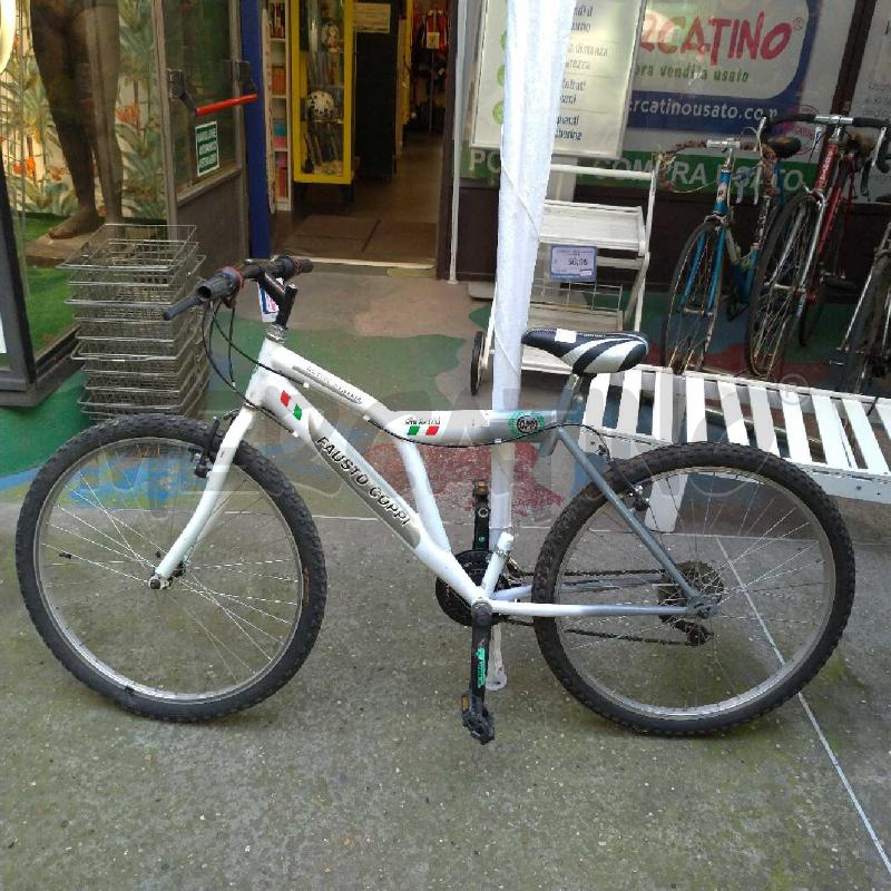 BICICLETTA UOMO/DONNA FAUSTO COPPI BIANCA | Mercatino dell'Usato Moncalieri  bengasi