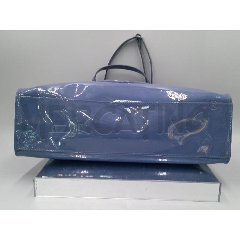 BORSA DONNA ARMANI JEANS CON TRACOLLA CARTA DA ZUCCHERO PRESENTA PICCOLE MACCHIE FRONTE  | Mercatino dell'Usato Moncalieri bengasi 3