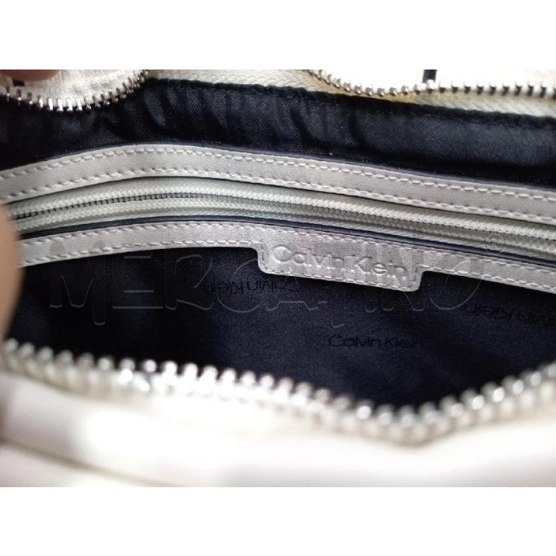 BORSA DONNA CALVIN KLEIN BIANCA RIGHE NERE | Mercatino dell'Usato Moncalieri bengasi 5