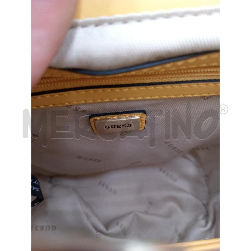 BORSA DONNA GUESS SECCHIELLO GIALLO CON TRACOLLA | Mercatino dell'Usato Moncalieri bengasi 4