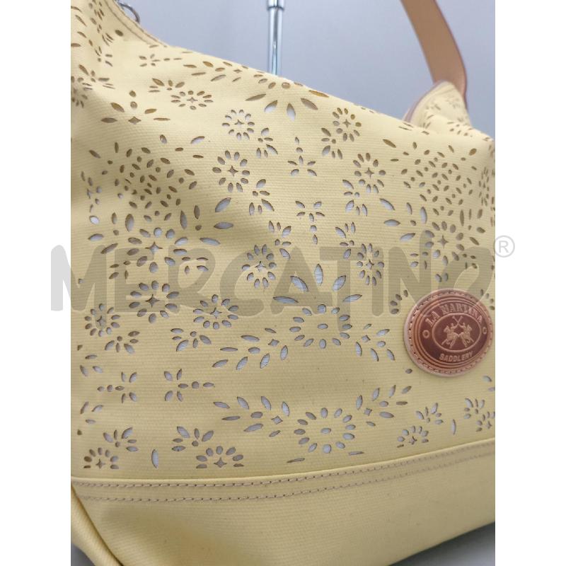 BORSA DONNA LA MARTINA GIALLA TRAFORATA | Mercatino dell'Usato Moncalieri bengasi 3