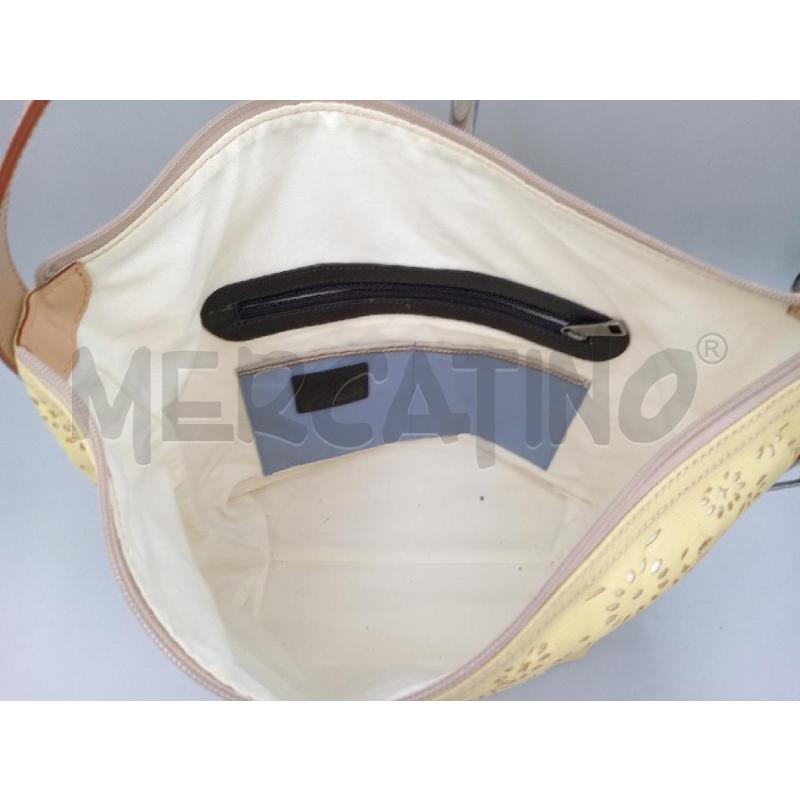 BORSA DONNA LA MARTINA GIALLA TRAFORATA | Mercatino dell'Usato Moncalieri bengasi 4
