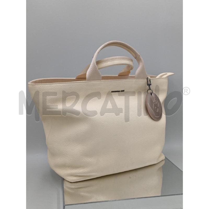 BORSA DONNA MANDARINA DUCK BEIGE A MANO SENZA TRACOLLA | Mercatino dell'Usato Moncalieri bengasi 1
