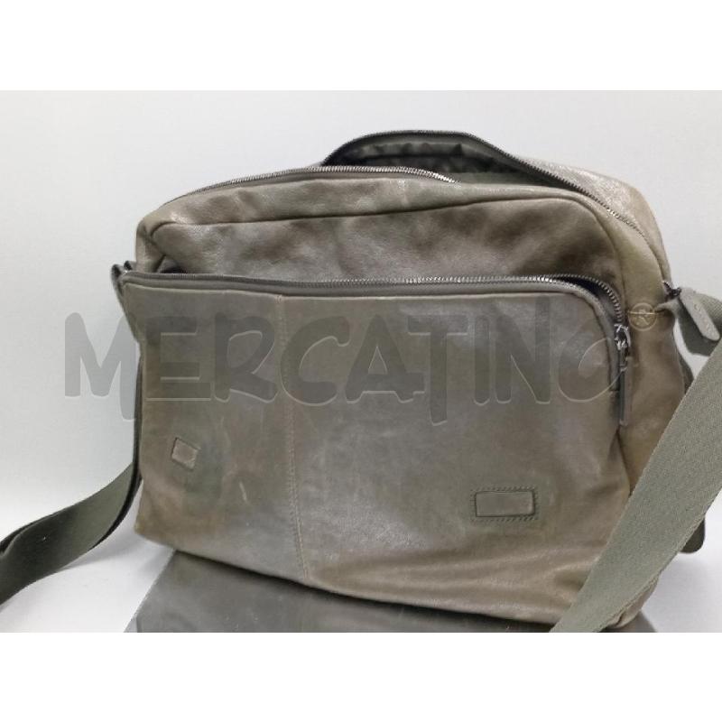BORSA DONNA PIQUADRO VERDE CON TRACOLLA | Mercatino dell'Usato Moncalieri bengasi 3