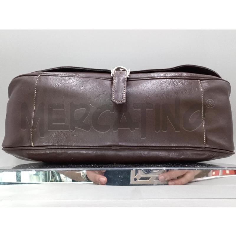 BORSA DONNA TOD'S MARRONE A SPALLA CON IMERFEZIONI | Mercatino dell'Usato Moncalieri bengasi 3