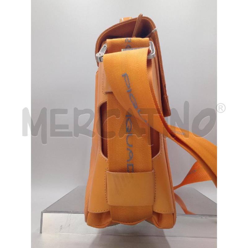 BORSA PIQUADRO ARANCIONE PELLE E STOFFA | Mercatino dell'Usato Moncalieri bengasi 4