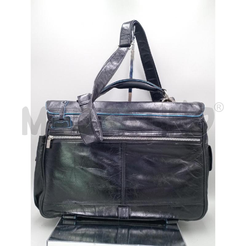 BORSA PIQUADRO NERA BORDO AZZURRO | Mercatino dell'Usato Moncalieri bengasi 2