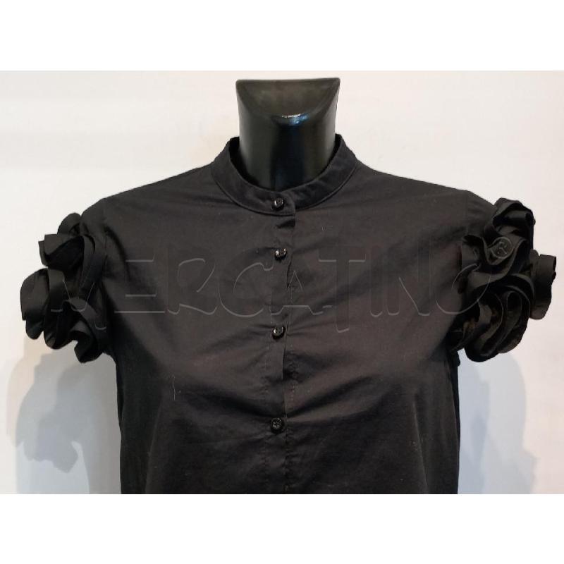 CAMICIA DONNA KING KONG NERA MANICA CORTA CON ROSE  | Mercatino dell'Usato Moncalieri bengasi 4