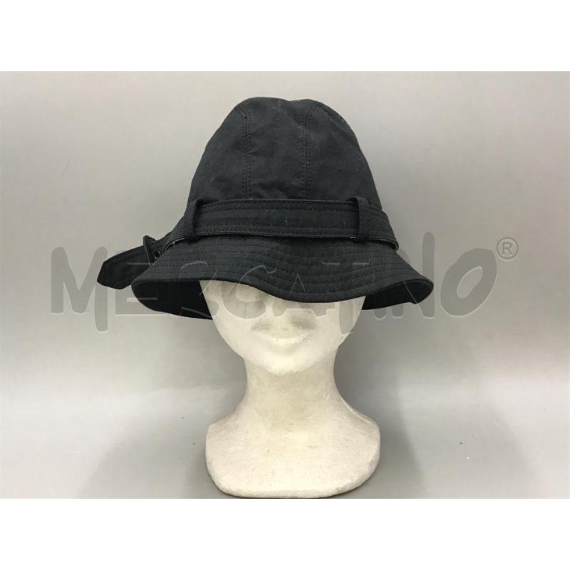 CAPPELLO BURBERRY NERO | Mercatino dell'Usato Moncalieri bengasi 1