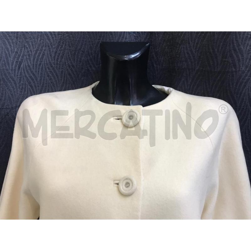 CAPPOTTO DONNA GIANNI VERSACE CREMA CON BOTTONI LOGATI | Mercatino dell'Usato Moncalieri bengasi 3