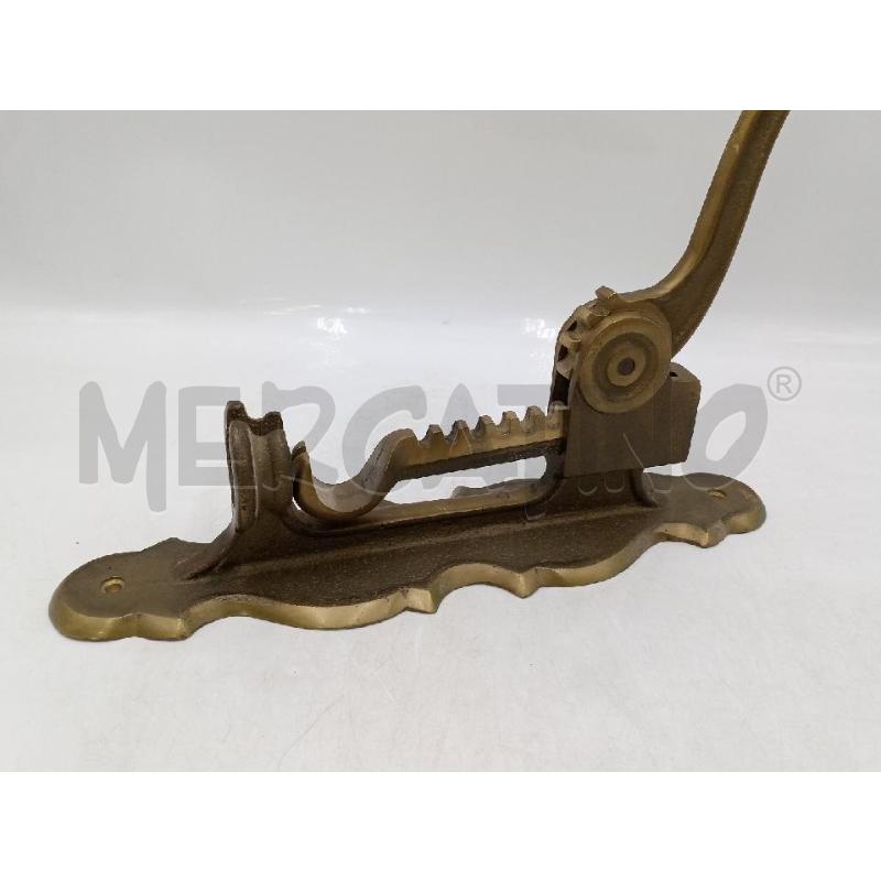 CAVATAPPI PARETE METALLO OTTONE??? GALG | Mercatino dell'Usato Moncalieri bengasi 2