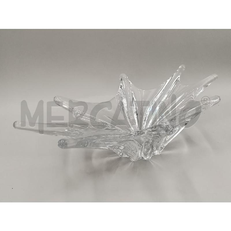CENTROTAVOLA VETRO BACCARAT FRANCE FORMA FAZZOLETTO  | Mercatino dell'Usato Moncalieri bengasi 1