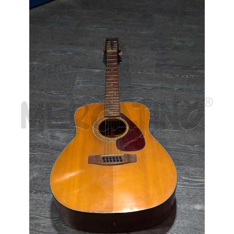 CHITARRA CLASSICA YAMAHA   | Mercatino dell'Usato Moncalieri bengasi 1