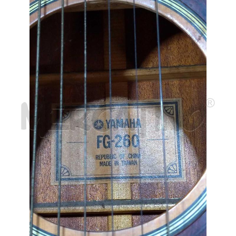 CHITARRA CLASSICA YAMAHA   | Mercatino dell'Usato Moncalieri bengasi 2