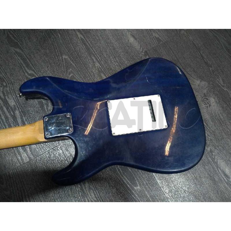 CHITARRA ELETRICA EKO S300 BLU | Mercatino dell'Usato Moncalieri bengasi 4