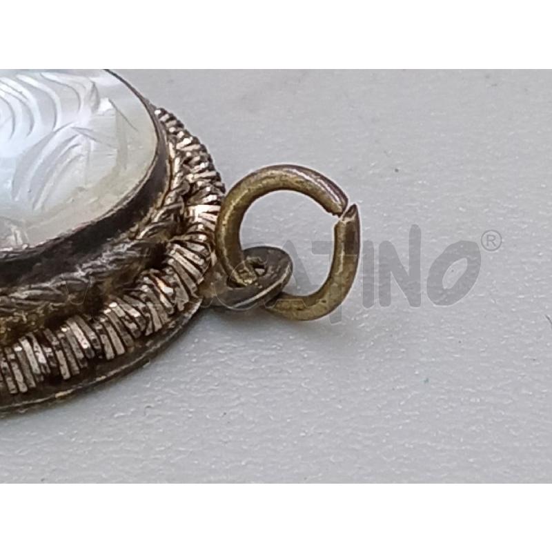 CIONDOLO CAMEO ARGENTATO | Mercatino dell'Usato Moncalieri bengasi 5