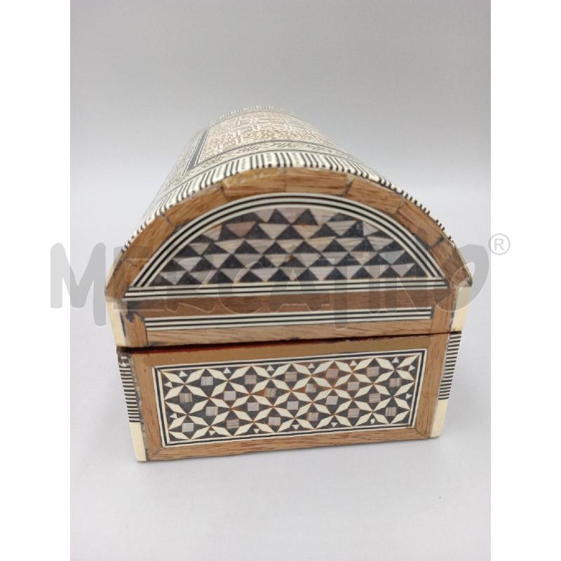 COFANETTO LEGNO C/LAVORAZIONE STILE MADREPERLA C/CHIAVETTA  | Mercatino dell'Usato Moncalieri bengasi 4