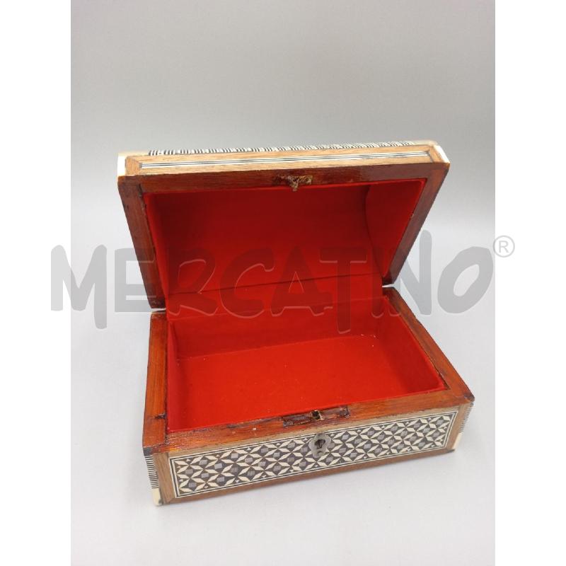 COFANETTO LEGNO C/LAVORAZIONE STILE MADREPERLA C/CHIAVETTA  | Mercatino dell'Usato Moncalieri bengasi 5