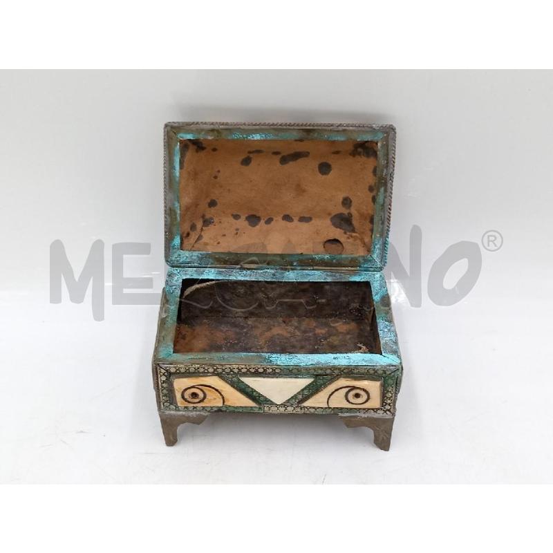 COFANETTO MADREPERLATO  FR | Mercatino dell'Usato Moncalieri bengasi 2