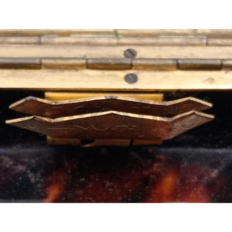 COFANETTO TROUSSE MATERIALE ESOTICO  | Mercatino dell'Usato Moncalieri bengasi 5