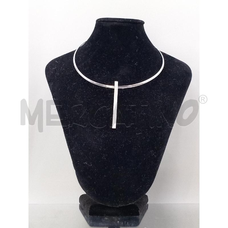 COLLANA PIANEGONDA RIGIDA ARGENTATA CON CIONDOLO | Mercatino dell'Usato Moncalieri bengasi 1