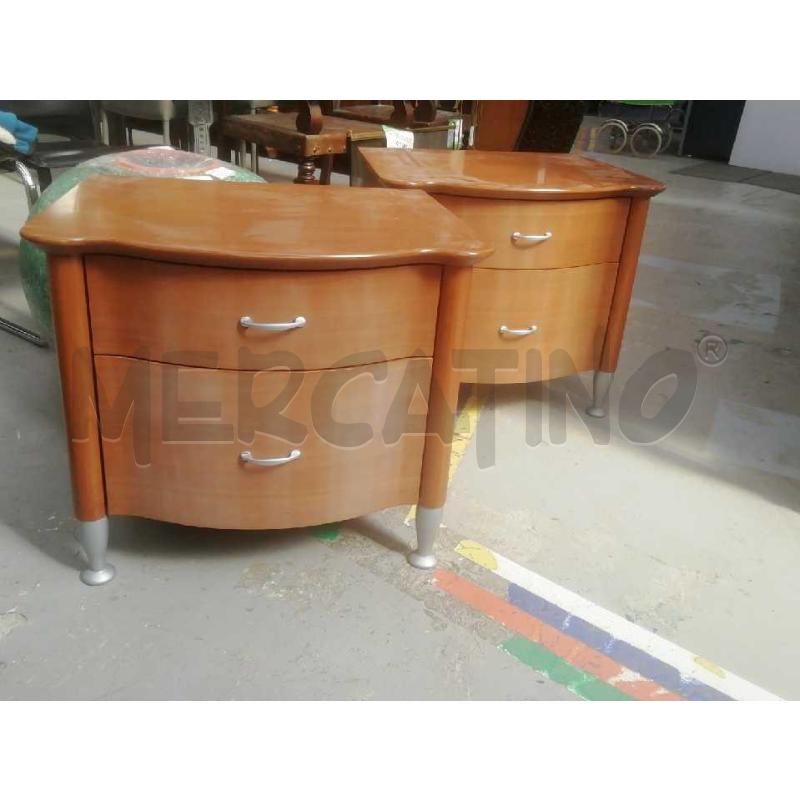 COMODINI COPPIA CILIEGIO 2 CASSETTI | Mercatino dell'Usato Moncalieri bengasi 1