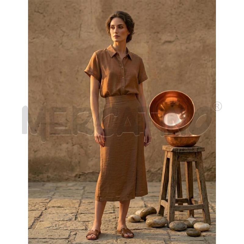 COMPLETO DONNA LA FEMME BLANCHE MARRONE GONNA PORTAFOGLIO | Mercatino dell'Usato Moncalieri bengasi 1