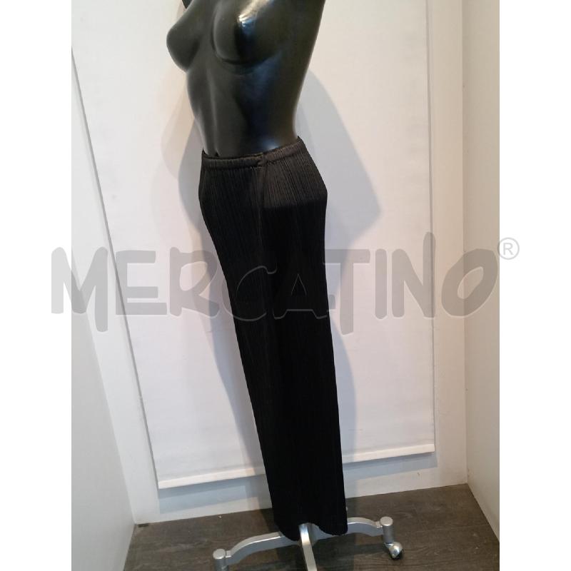 COMPLETO DONNA PLEATS PLEASE NERO E BIANCO PLISSETTATO | Mercatino dell'Usato Moncalieri bengasi 4