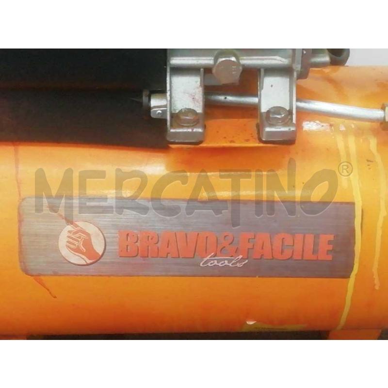 COMPRESSORE BRAVO E FACILE 1.5 HP C/MULTI ACCESSORI GALLERIA  | Mercatino dell'Usato Moncalieri bengasi 2