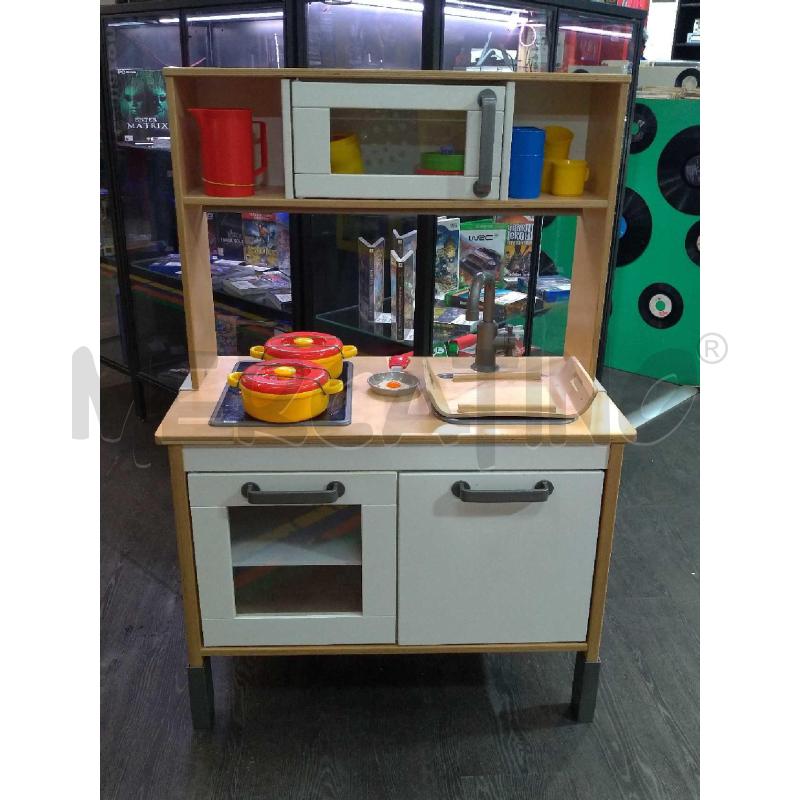 CUCINA BIMBA GIOCATTOLO IN LEGNO ACCESSORI PLASTICA CONTENITORE BIANCO | Mercatino dell'Usato Moncalieri bengasi 1