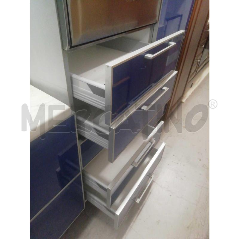 CUCINA BLU MODERNA CON ELETTRODOMESTICI NO LAVASTOVIGLIE | Mercatino dell'Usato Moncalieri bengasi 2