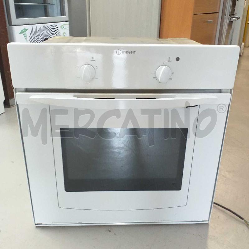 FORNO A INCASSO INDESIT BIANCO | Mercatino dell'Usato Moncalieri bengasi