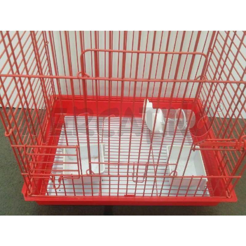 GABBIA UCCELLI ROSSA ALTA BASE PLASTICA ROSSA | Mercatino dell'Usato Moncalieri bengasi 2