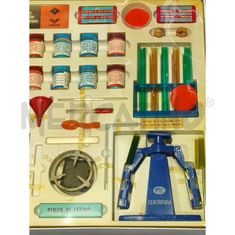 GIOCO VINTAGE LA CHIMICA 4 SUPER RED SUPERTOYS  FLACONI SIGILLATI NON GARANTITA INTEGRITA' FLACONI | Mercatino dell'Usato Moncalieri bengasi 3