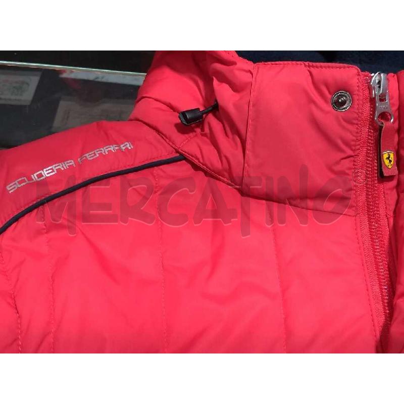 GIUBBOTTO SMANICATO SCUDERIA FERRARI TG L CON CAPPUCCIO | Mercatino dell'Usato Moncalieri bengasi 3
