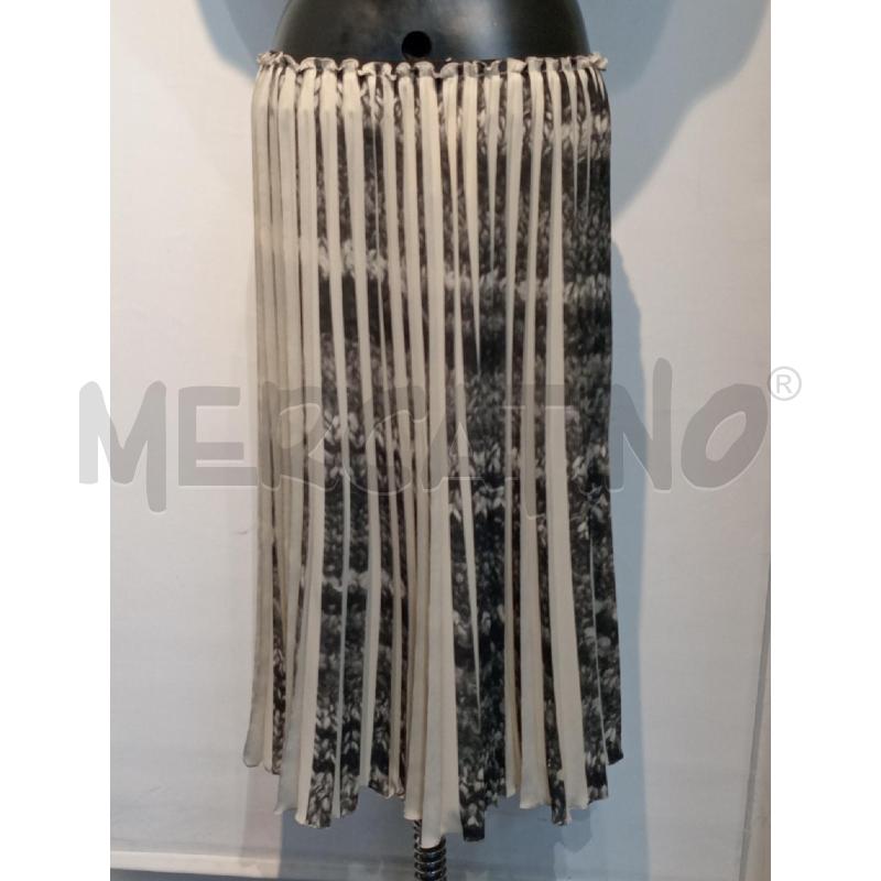 GONNA BEIGE NERA PLISSETTATA | Mercatino dell'Usato Moncalieri bengasi 2