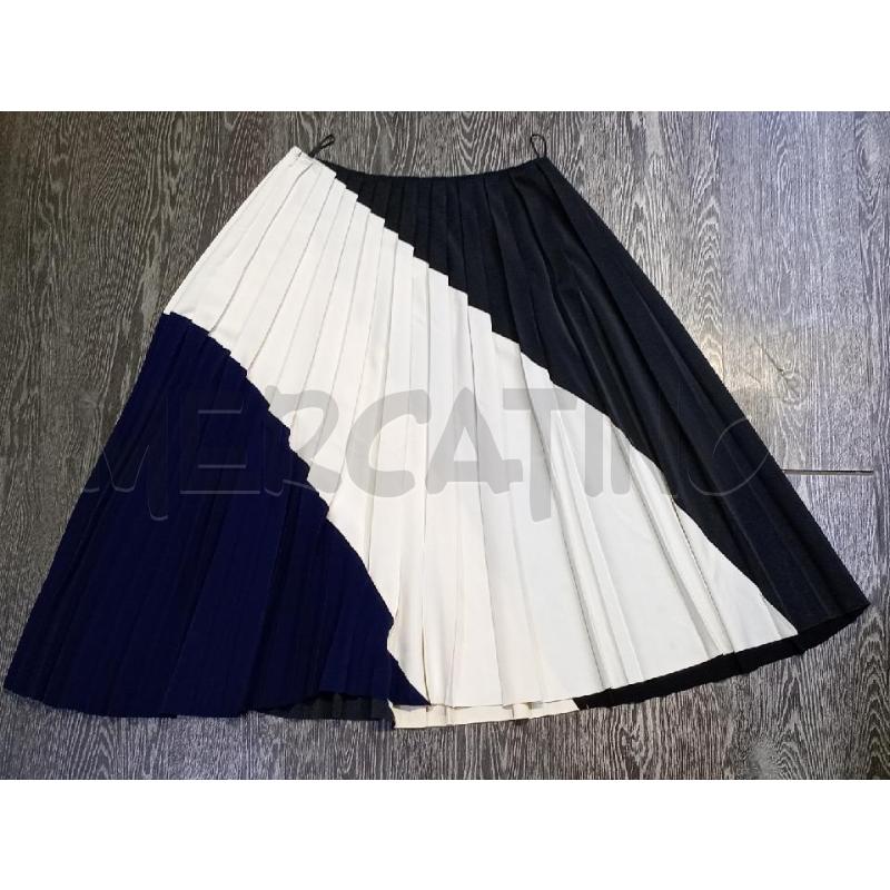 GONNA CELDRIC CHARLIER BIANCA NERA BLU PLISSETTATA | Mercatino dell'Usato Moncalieri bengasi 2